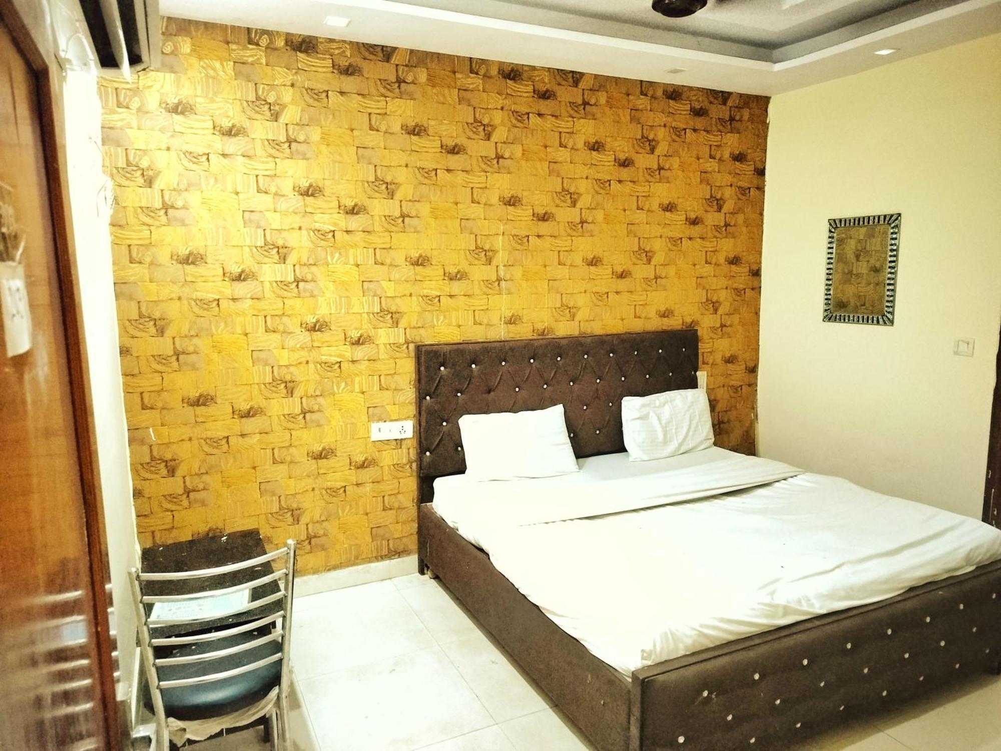 Hotel Green Snapper'100 M From Delhi University Near Isbt Kashmiri Gate Nova Deli Exterior foto